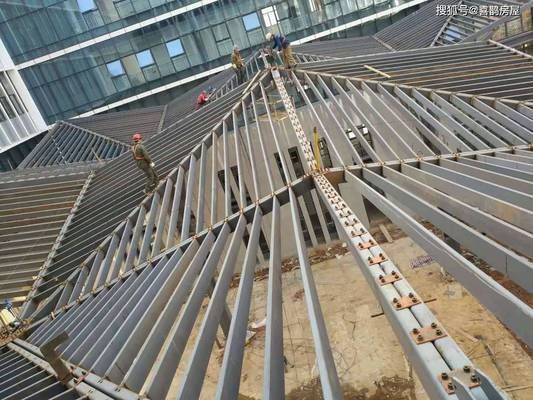 2021年鋼結(jié)構(gòu)廠房建造價格多少（2021年鋼結(jié)構(gòu)廠房建造價格的具體信息） 鋼結(jié)構(gòu)跳臺施工 第1張