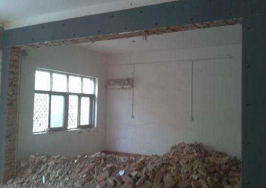 承重墻改造加固費(fèi)用多少合理（加固設(shè)計(jì)承重墻一般的費(fèi)用在幾千元左右，費(fèi)用在幾千元左右） 鋼結(jié)構(gòu)蹦極施工 第4張