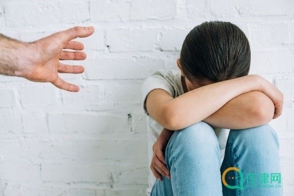 房子屋頂翻新加固算違章嗎怎么處罰 結(jié)構(gòu)框架施工 房子屋頂翻新加固算違章嗎怎么處罰 結(jié)構(gòu)框架施工