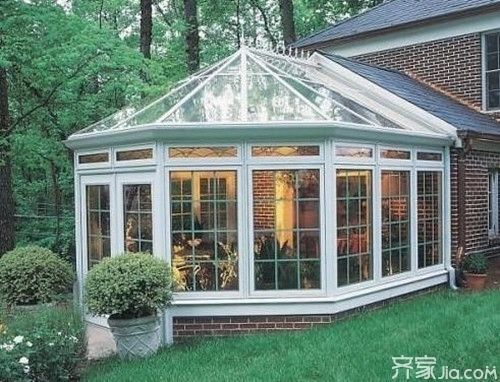 鋼結(jié)構(gòu)陽光房多少錢一平（鋼結(jié)構(gòu)陽光房價格） 結(jié)構(gòu)工業(yè)鋼結(jié)構(gòu)施工 第3張