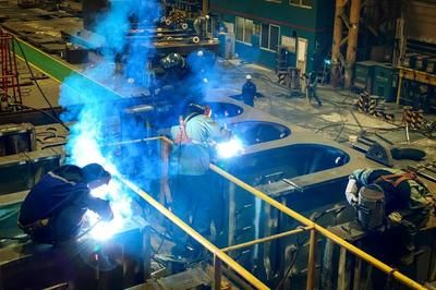 鋼結(jié)構(gòu)現(xiàn)場(chǎng)例會(huì)紀(jì)要(一份鋼結(jié)構(gòu)現(xiàn)場(chǎng)例會(huì)紀(jì)要的范例:未完成工作及原因) 鋼結(jié)構(gòu)玻璃棧道設(shè)計(jì) 第3張 鋼結(jié)構(gòu)現(xiàn)場(chǎng)例會(huì)紀(jì)要(一份鋼結(jié)構(gòu)現(xiàn)場(chǎng)例會(huì)紀(jì)要的范例:未完成工作及原因) 鋼結(jié)構(gòu)玻璃棧道設(shè)計(jì) 第3張