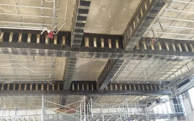 有沒有農(nóng)村房屋基礎加固的專業(yè)隊(農(nóng)村房屋加固材料選擇農(nóng)村房屋加固驗收標準) 鋼結(jié)構(gòu)跳臺施工 第3張 有沒有農(nóng)村房屋基礎加固的專業(yè)隊(農(nóng)村房屋加固材料選擇農(nóng)村房屋加固驗收標準) 鋼結(jié)構(gòu)跳臺施工 第3張