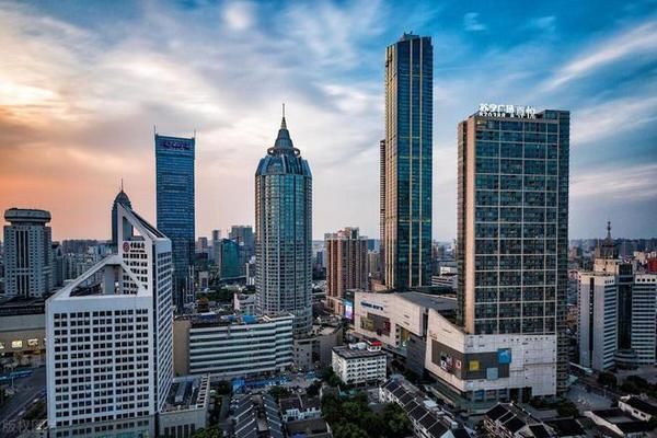 樓板現(xiàn)在多少錢一塊磚(樓板價格受多種因素影響) 鋼結構跳臺施工 第5張 樓板現(xiàn)在多少錢一塊磚(樓板價格受多種因素影響) 鋼結構跳臺施工 第5張