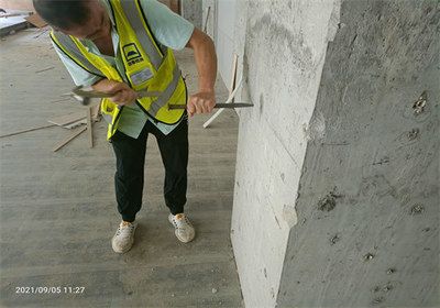 鋼結(jié)構(gòu)廠房安裝光伏板需要加固嗎（鋼結(jié)構(gòu)廠房加固法規(guī)要求，光伏板安裝后的維護(hù)要點） 鋼結(jié)構(gòu)異形設(shè)計 第3張