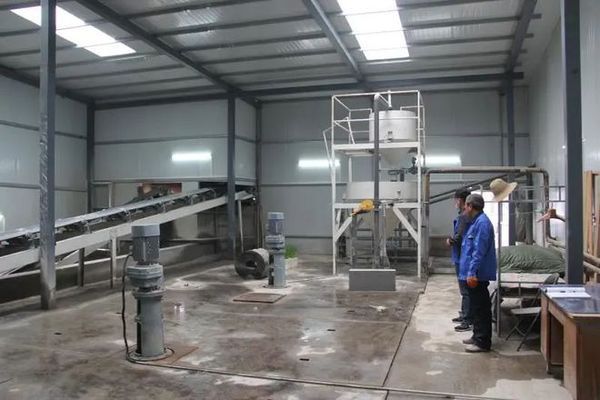 北京市攪拌站封閉情況(關(guān)于北京市攪拌站封閉情況的詳細信息) 裝飾工裝施工 第3張 北京市攪拌站封閉情況(關(guān)于北京市攪拌站封閉情況的詳細信息) 裝飾工裝施工 第3張