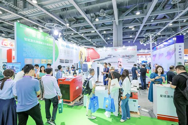 鋼構(gòu)設(shè)備材料展覽會策劃方案（鋼構(gòu)設(shè)備材料展覽會的策劃方案） 鋼結(jié)構(gòu)網(wǎng)架施工 第3張