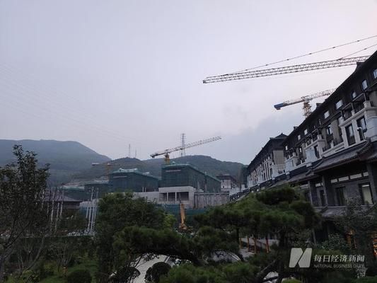 北京別墅項(xiàng)目預(yù)售證取證形象進(jìn)度(北京別墅市場(chǎng)供需關(guān)系分析) 建筑方案施工 第2張 北京別墅項(xiàng)目預(yù)售證取證形象進(jìn)度(北京別墅市場(chǎng)供需關(guān)系分析) 建筑方案施工 第2張