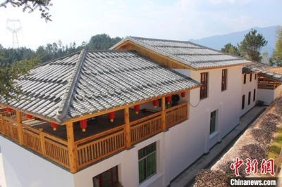 老屋屋頂改造 鋼結(jié)構(gòu)蹦極施工 第2張 老屋屋頂改造 鋼結(jié)構(gòu)蹦極施工 第2張