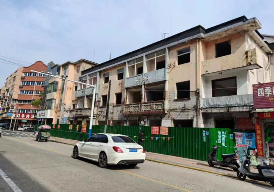 北京市危舊房改造政策最新2020年度(2020年北京市危舊房改造補貼申請條件) 裝飾幕墻設(shè)計 第2張 北京市危舊房改造政策最新2020年度(2020年北京市危舊房改造補貼申請條件) 裝飾幕墻設(shè)計 第2張