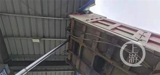 加油站頂棚高度標(biāo)準(zhǔn)是多少(加油站罩棚材質(zhì)選擇指南,) 鋼結(jié)構(gòu)鋼結(jié)構(gòu)停車場(chǎng)施工 第4張 加油站頂棚高度標(biāo)準(zhǔn)是多少(加油站罩棚材質(zhì)選擇指南,) 鋼結(jié)構(gòu)鋼結(jié)構(gòu)停車場(chǎng)施工 第4張