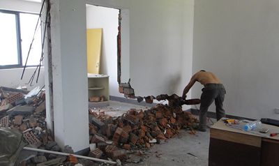 承重墻拆除需要什么手續(xù)和證件(《建筑法》第四十九條承重墻拆除法律責任案例分析) 建筑消防施工 承重墻拆除需要什么手續(xù)和證件(《建筑法》第四十九條承重墻拆除法律責任案例分析) 建筑消防施工