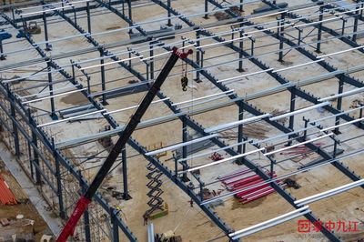 鋼結構廠房安裝視頻(鋼結構廠房施工難點解析) 結構污水處理池施工 第2張 鋼結構廠房安裝視頻(鋼結構廠房施工難點解析) 結構污水處理池施工 第2張