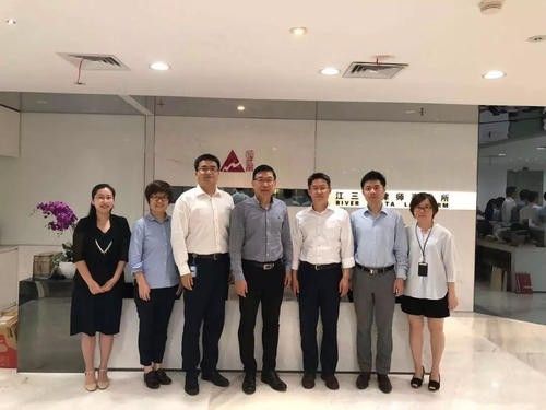 內蒙古標志性的建筑物是什么（中國北方著名的藏傳佛教格魯派（黃教）寺院之一大召寺）