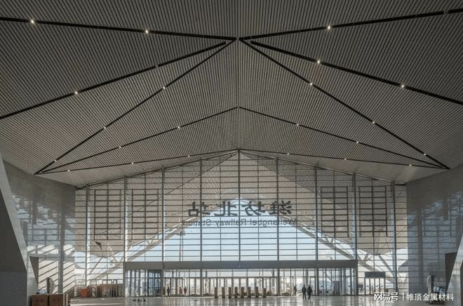 鋼結(jié)構(gòu)鑒賞(鋼結(jié)構(gòu)建筑的一些鑒賞要點) 結(jié)構(gòu)機械鋼結(jié)構(gòu)設(shè)計 第4張 鋼結(jié)構(gòu)鑒賞(鋼結(jié)構(gòu)建筑的一些鑒賞要點) 結(jié)構(gòu)機械鋼結(jié)構(gòu)設(shè)計 第4張