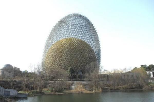 中國(guó)異型建筑的特點(diǎn)(中國(guó)古代建筑文化的多樣性和豐富性) 結(jié)構(gòu)地下室設(shè)計(jì) 第3張 中國(guó)異型建筑的特點(diǎn)(中國(guó)古代建筑文化的多樣性和豐富性) 結(jié)構(gòu)地下室設(shè)計(jì) 第3張