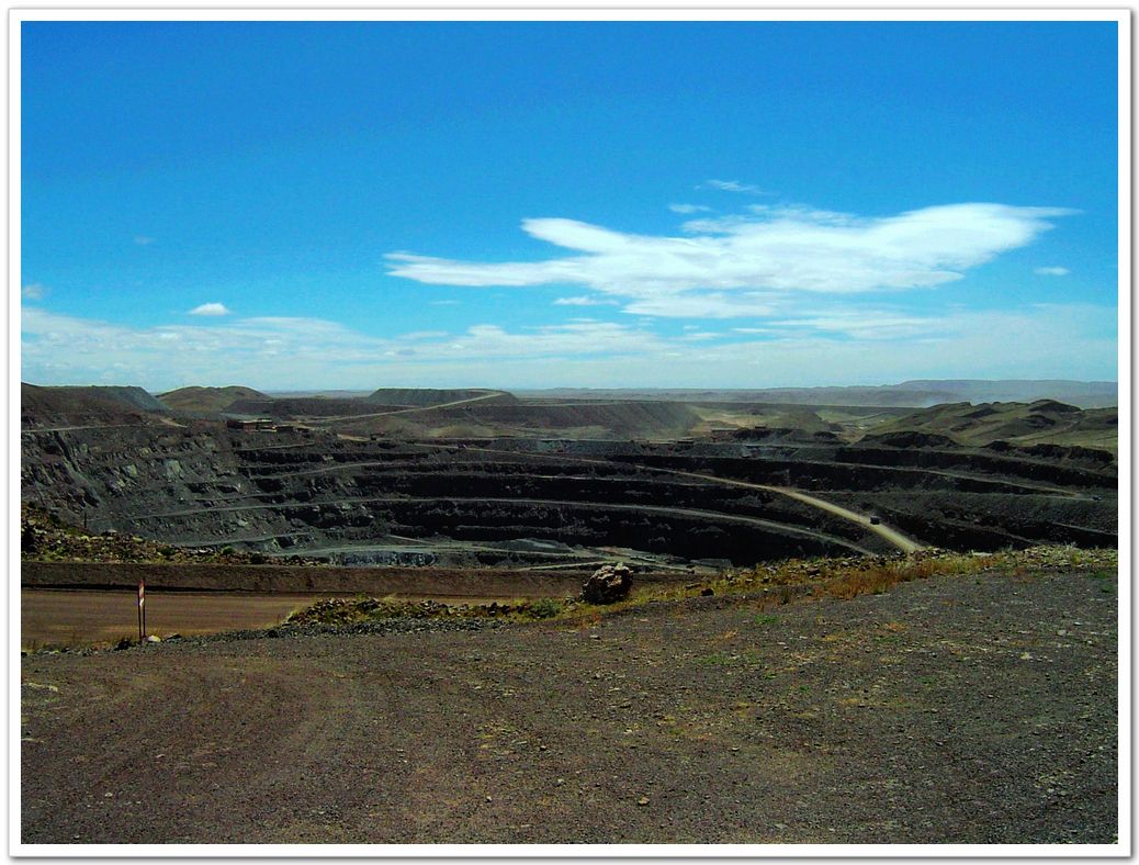 包鋼搬遷白云鄂博 裝飾幕墻設(shè)計(jì) 第2張 包鋼搬遷白云鄂博 裝飾幕墻設(shè)計(jì) 第2張