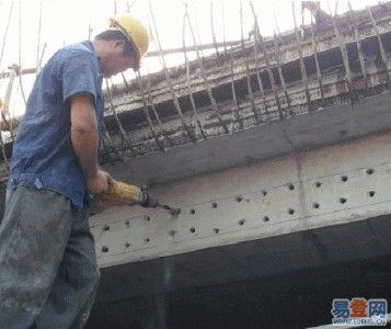 體育建筑設(shè)計(jì)規(guī)范2019版（體育建筑設(shè)計(jì)規(guī)范2019版中如何確保運(yùn)動(dòng)場(chǎng)地的安全性）