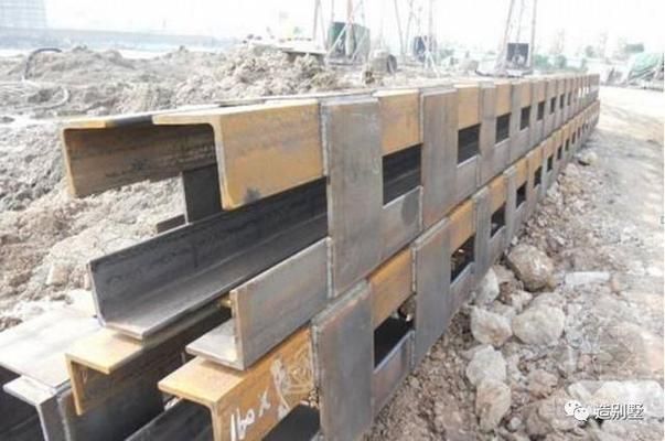 詳細(xì)閱讀:格構(gòu)柱尺寸 格構(gòu)柱尺寸