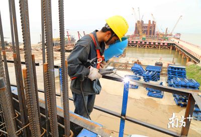 橋梁鋼結(jié)構(gòu)焊接規(guī)范 結(jié)構(gòu)機(jī)械鋼結(jié)構(gòu)設(shè)計(jì) 第1張 橋梁鋼結(jié)構(gòu)焊接規(guī)范 結(jié)構(gòu)機(jī)械鋼結(jié)構(gòu)設(shè)計(jì) 第1張