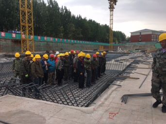 四川億建建筑勞務(wù)有限公司(“四川億業(yè)建筑勞務(wù)有限公司”注冊資本為200萬元人民幣) 鋼結(jié)構(gòu)跳臺設(shè)計 第3張 四川億建建筑勞務(wù)有限公司(“四川億業(yè)建筑勞務(wù)有限公司”注冊資本為200萬元人民幣) 鋼結(jié)構(gòu)跳臺設(shè)計 第3張