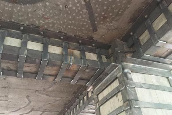 粘鋼梁加固壓條在什么部位施工（粘鋼梁加固施工注意事項(xiàng)）