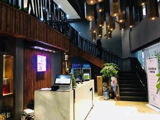 一樓上二樓樓梯設(shè)計圖L型樓梯 結(jié)構(gòu)工業(yè)鋼結(jié)構(gòu)設(shè)計 第3張