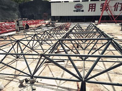 網(wǎng)架設(shè)計視頻講解圖(網(wǎng)架設(shè)計專業(yè)課程推薦鋼結(jié)構(gòu)設(shè)計專業(yè)課程推薦) 鋼結(jié)構(gòu)門式鋼架施工 第2張 網(wǎng)架設(shè)計視頻講解圖(網(wǎng)架設(shè)計專業(yè)課程推薦鋼結(jié)構(gòu)設(shè)計專業(yè)課程推薦) 鋼結(jié)構(gòu)門式鋼架施工 第2張