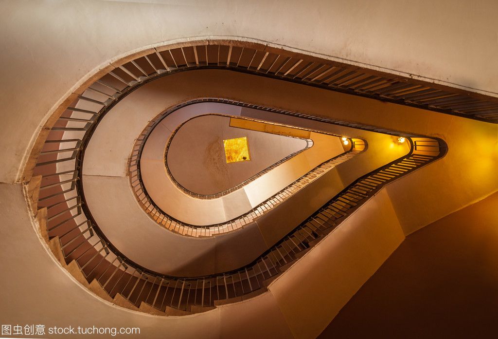 螺旋樓梯制作工藝流程圖(螺旋樓梯制作工藝流程) 全國鋼結(jié)構(gòu)廠 第3張 螺旋樓梯制作工藝流程圖(螺旋樓梯制作工藝流程) 全國鋼結(jié)構(gòu)廠 第3張