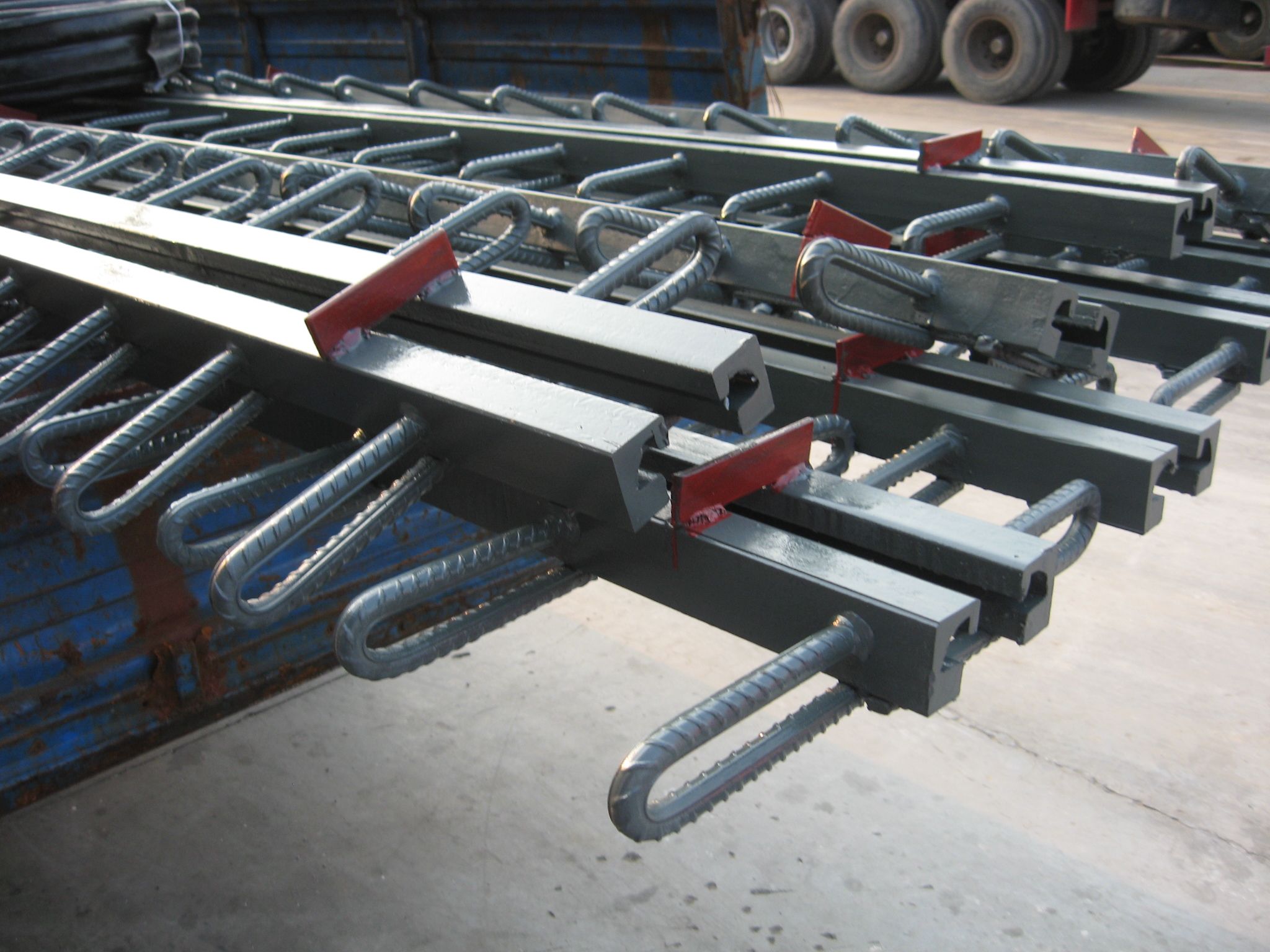 旋轉(zhuǎn)樓梯怎么放線（旋轉(zhuǎn)樓梯的放線步驟是什么如何確保旋轉(zhuǎn)樓梯的放線精確無誤）