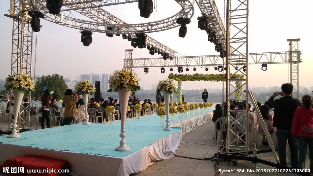 桁架展廳效果圖怎么做視頻(如何制作桁架展廳效果圖) 結(jié)構(gòu)機(jī)械鋼結(jié)構(gòu)設(shè)計 第4張 桁架展廳效果圖怎么做視頻(如何制作桁架展廳效果圖) 結(jié)構(gòu)機(jī)械鋼結(jié)構(gòu)設(shè)計 第4張