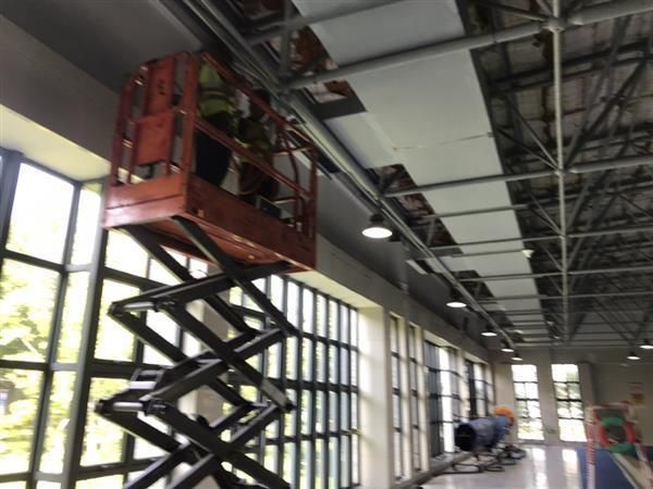 網(wǎng)架屋面結(jié)構(gòu)報價 鋼結(jié)構(gòu)蹦極施工 第1張