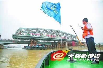 桁架過河（桁架過河是一種常見的橋梁結構形式，它是一種常見的橋梁結構形式） 鋼結構玻璃棧道設計 第4張