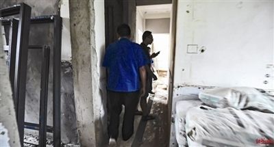 裝修動了承重墻重新加固后安全嗎(碳纖維加固的優(yōu)缺點) 鋼結(jié)構(gòu)玻璃棧道設(shè)計 第4張 裝修動了承重墻重新加固后安全嗎(碳纖維加固的優(yōu)缺點) 鋼結(jié)構(gòu)玻璃棧道設(shè)計 第4張