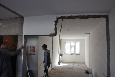 承重墻上開門洞怎么恢復 鋼結(jié)構(gòu)鋼結(jié)構(gòu)停車場施工 第4張 承重墻上開門洞怎么恢復 鋼結(jié)構(gòu)鋼結(jié)構(gòu)停車場施工 第4張