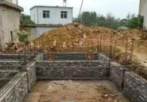 一層房地圈梁一般打多高多寬(一層房地圈梁寬度一般控制在240-300mm) 鋼結(jié)構(gòu)有限元分析設(shè)計(jì) 第2張 一層房地圈梁一般打多高多寬(一層房地圈梁寬度一般控制在240-300mm) 鋼結(jié)構(gòu)有限元分析設(shè)計(jì) 第2張