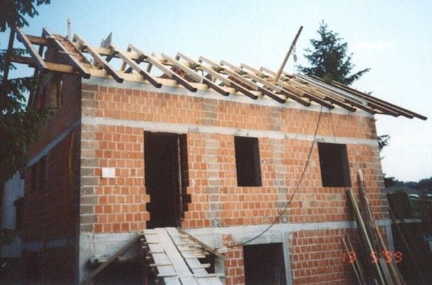 磚混結(jié)構(gòu)的圈梁和構(gòu)造柱哪個(gè)好 裝飾工裝施工 第2張