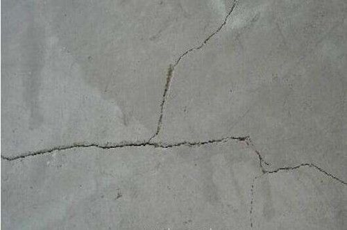 外墻裂縫滲水怎么處理最好(處理外墻裂縫滲水問題可以采取多種方法處理外墻裂縫滲水問題) 結(jié)構(gòu)污水處理池施工 第2張 外墻裂縫滲水怎么處理最好(處理外墻裂縫滲水問題可以采取多種方法處理外墻裂縫滲水問題) 結(jié)構(gòu)污水處理池施工 第2張