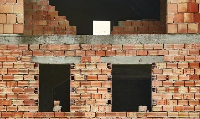 磚混結(jié)構(gòu)的梁一般為多少(磚混結(jié)構(gòu)中梁的尺寸) 鋼結(jié)構(gòu)異形設(shè)計(jì) 第1張 磚混結(jié)構(gòu)的梁一般為多少(磚混結(jié)構(gòu)中梁的尺寸) 鋼結(jié)構(gòu)異形設(shè)計(jì) 第1張