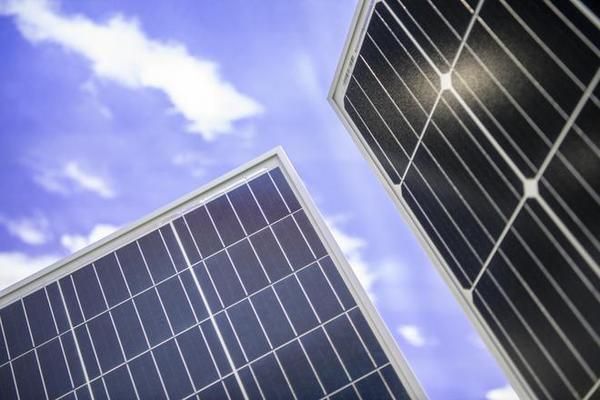 戶用光伏租賃房頂協(xié)議有坑嗎(戶用光伏租賃房頂協(xié)議可能會有一些潛在的風險) 建筑效果圖設計 第1張 戶用光伏租賃房頂協(xié)議有坑嗎(戶用光伏租賃房頂協(xié)議可能會有一些潛在的風險) 建筑效果圖設計 第1張