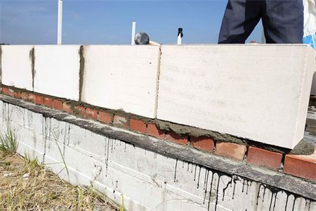 磚混加固單面增設(shè)圈梁的規(guī)范有哪些要求（磚混加固中單面增設(shè)圈梁的規(guī)范要求，圈梁材料選擇指南） 結(jié)構(gòu)工業(yè)鋼結(jié)構(gòu)設(shè)計 第1張