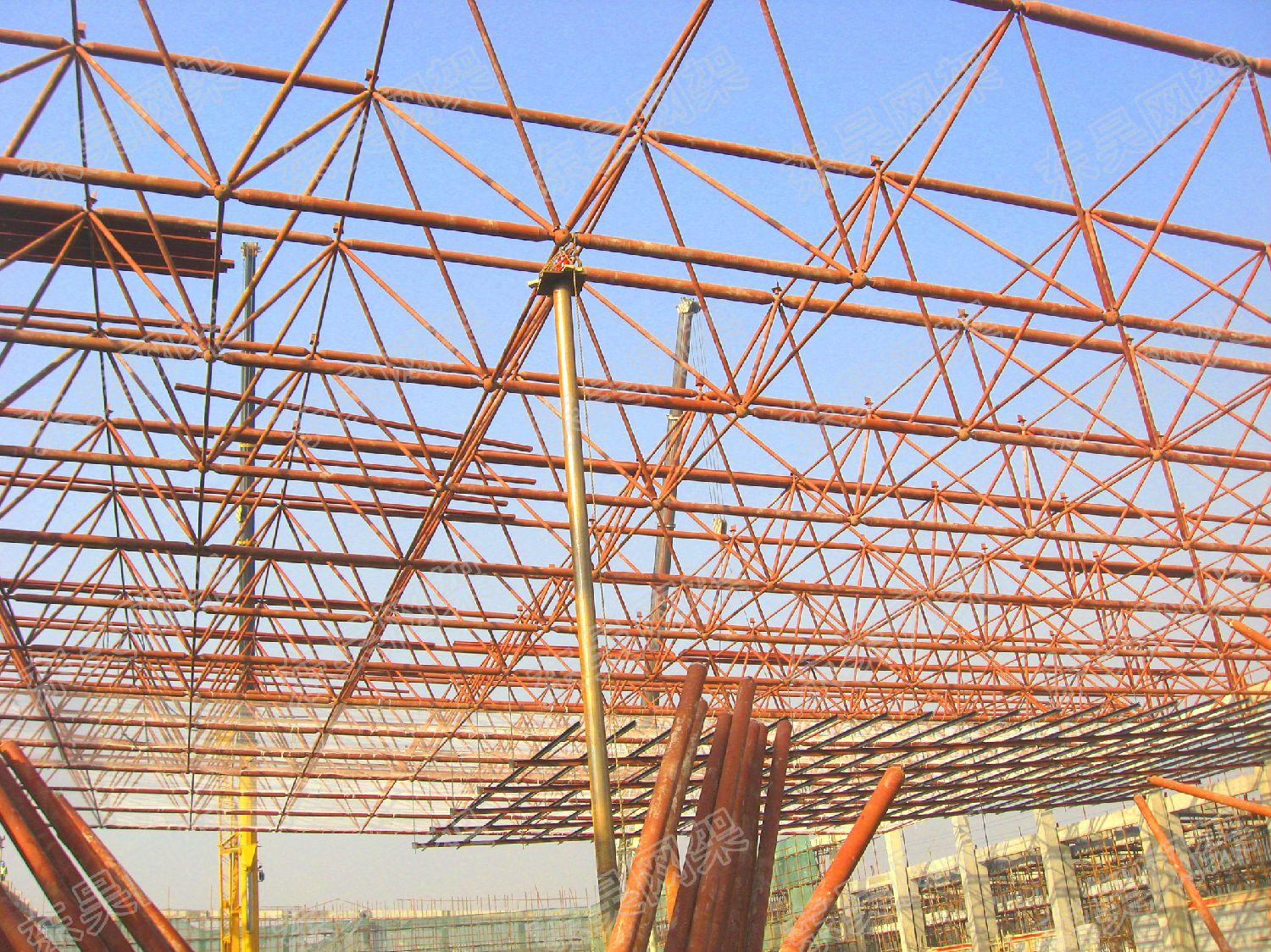 鋼結(jié)構(gòu)的基本要求 鋼結(jié)構(gòu)鋼結(jié)構(gòu)停車場(chǎng)設(shè)計(jì) 第2張 鋼結(jié)構(gòu)的基本要求 鋼結(jié)構(gòu)鋼結(jié)構(gòu)停車場(chǎng)設(shè)計(jì) 第2張