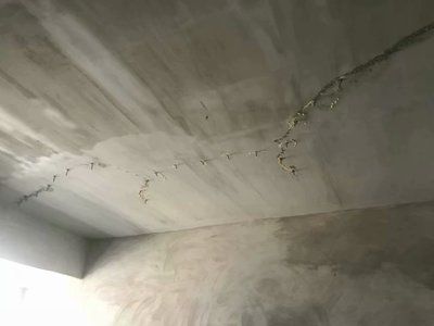 樓房如何加固漏水(樓房防水層重涂注意事項(xiàng)) 結(jié)構(gòu)砌體設(shè)計(jì) 第4張 樓房如何加固漏水(樓房防水層重涂注意事項(xiàng)) 結(jié)構(gòu)砌體設(shè)計(jì) 第4張