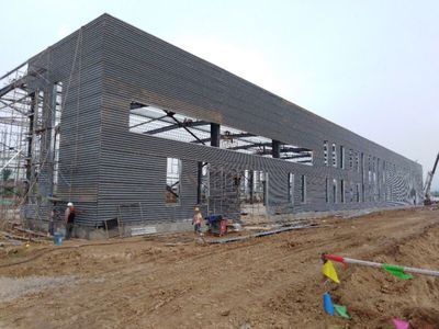 鋼結(jié)構(gòu)安裝彩板封閉施工方案（鋼結(jié)構(gòu)安裝彩板封閉施工前需要準備好彩板、螺絲、密封膠等材料）