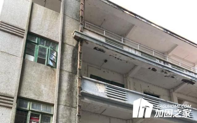 工程加固后是否仍需鑒定（加固后房屋安全標(biāo)準(zhǔn)是什么） 鋼結(jié)構(gòu)鋼結(jié)構(gòu)停車場設(shè)計(jì) 第2張