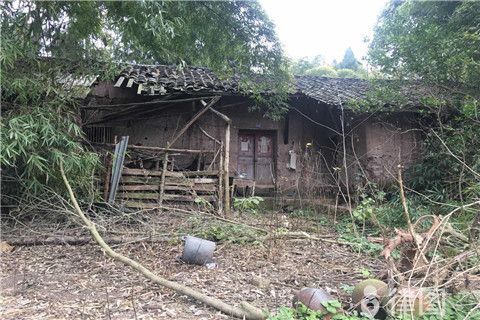 加固改造費(fèi)用由誰(shuí)承擔(dān)(房屋加固改造的費(fèi)用承擔(dān)主體) 裝飾幕墻設(shè)計(jì) 第1張 加固改造費(fèi)用由誰(shuí)承擔(dān)(房屋加固改造的費(fèi)用承擔(dān)主體) 裝飾幕墻設(shè)計(jì) 第1張