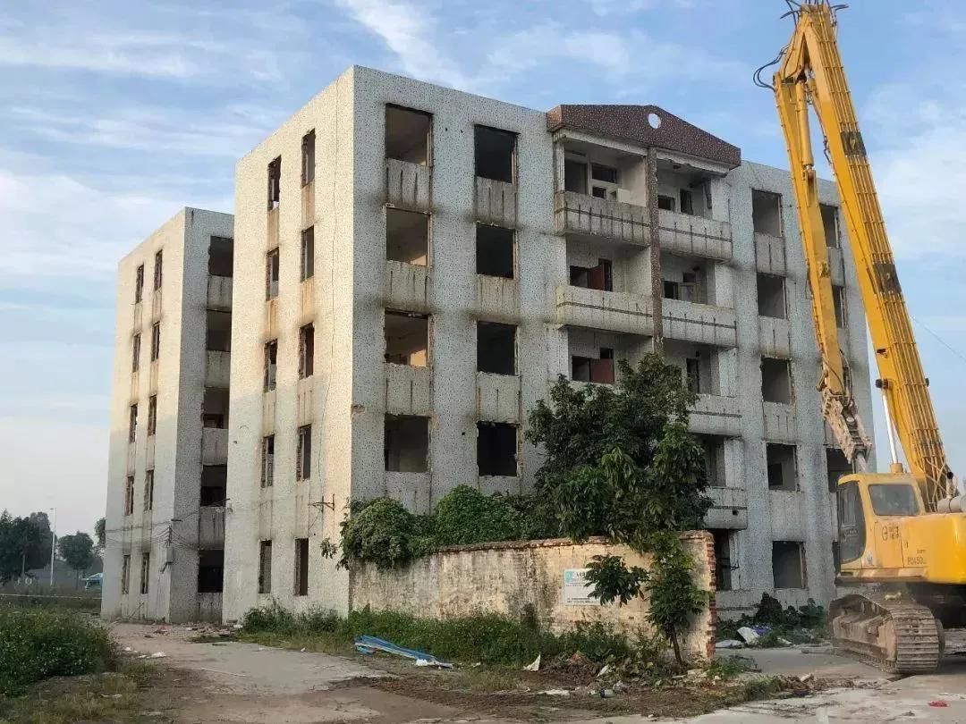 樓層改造過(guò)渡方案 鋼結(jié)構(gòu)鋼結(jié)構(gòu)停車(chē)場(chǎng)施工 第4張 樓層改造過(guò)渡方案 鋼結(jié)構(gòu)鋼結(jié)構(gòu)停車(chē)場(chǎng)施工 第4張