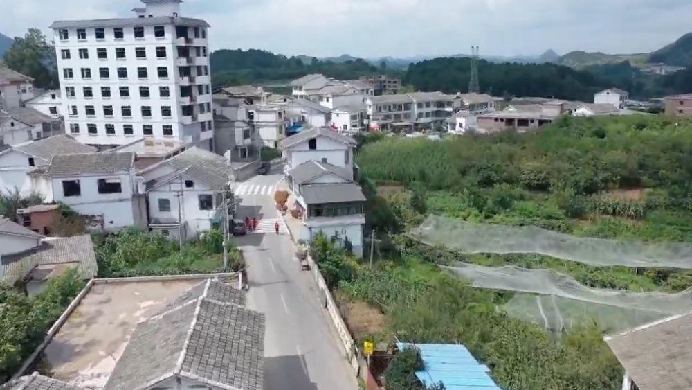 貴州省村鎮(zhèn)老舊房屋改造方案 北京網(wǎng)架設(shè)計(jì) 第5張 貴州省村鎮(zhèn)老舊房屋改造方案 北京網(wǎng)架設(shè)計(jì) 第5張