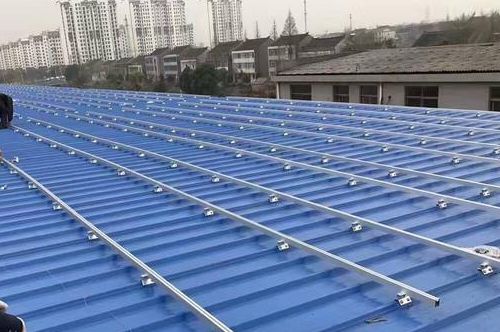 彩鋼瓦屋面使用年限（彩鋼瓦屋面使用年限一般在10-15年左右） 裝飾工裝施工 第2張