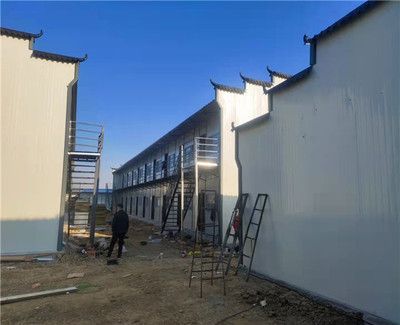 彩鋼房搭建過(guò)程圖片(彩鋼房搭建過(guò)程圖片查詢) 北京加固設(shè)計(jì) 第5張 彩鋼房搭建過(guò)程圖片(彩鋼房搭建過(guò)程圖片查詢) 北京加固設(shè)計(jì) 第5張