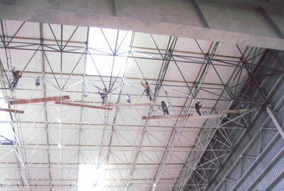 詳細(xì)閱讀:鋼結(jié)構(gòu)屋架安裝需要搭設(shè)腳手架嗎(腳手架搭建成本效益) 鋼結(jié)構(gòu)屋架安裝需要搭設(shè)腳手架嗎(腳手架搭建成本效益)